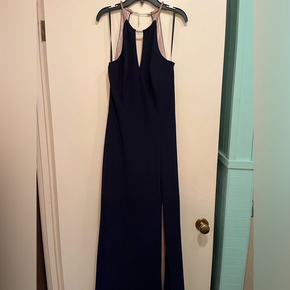 XSCAPE Size 8 gorgeous navy blue dress only worn once for a dance - Picture 5 of 8